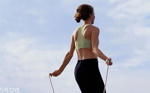 怎樣跳繩可以有效減肥？推薦這四種跳繩方式