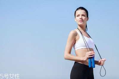 怎樣跳繩可以有效減肥？推薦這四種跳繩方式