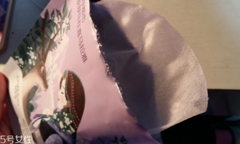 自然堂雪域紫草面膜怎么用？收縮毛孔平衡油脂的面膜