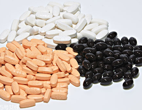 媽富隆調(diào)經(jīng)要吃幾個月？避孕藥調(diào)經(jīng)正確方法