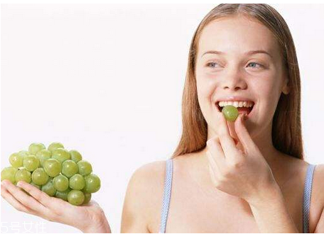 久坐不動上班族如何減肥？越努力工作的人越容易發(fā)胖