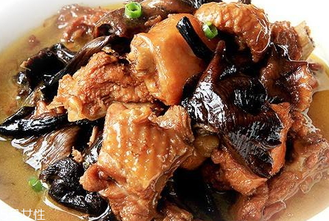 野生榛蘑怎么吃 燉肘子好吃又營(yíng)養(yǎng) 野生榛蘑怎么吃 燉肘子好吃又營(yíng)養(yǎng)