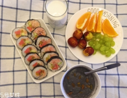 懶人版壽司的做法 只需要米飯和食材 懶人版壽司的做法 只需要米飯和食材