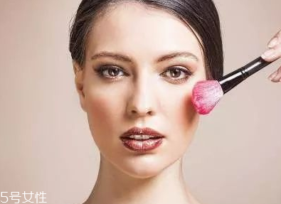 怎么打造高級臉？巧用腮紅顏值up up！