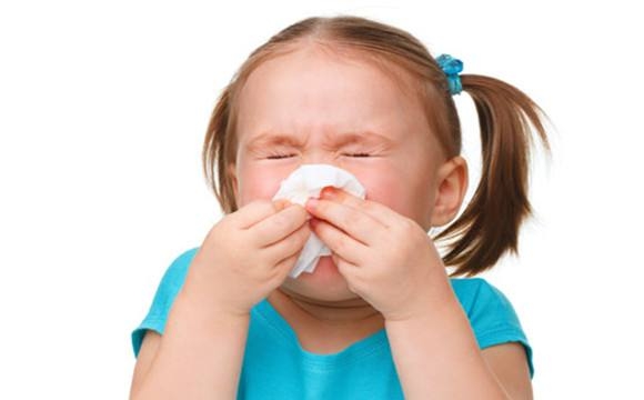 兒童流鼻血有何危害？治療要及時