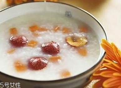 不吃晚餐減肥效果好不好？素食減肥的誤區(qū)