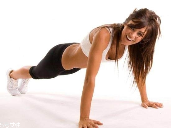 腰椎間盤(pán)突出能做俯臥撐嗎？俯臥撐禁忌人群