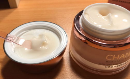 自然堂面霜多少錢一瓶？款款都很平價