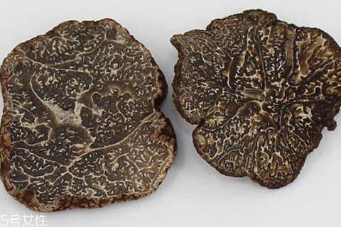 2018年黑松露多少錢一斤 黑松露最新價格行情 2018年黑松露多少錢一斤 黑松露最新價格行情