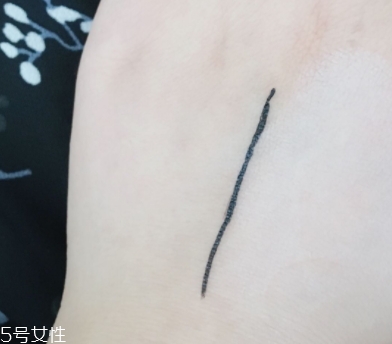 自然堂粉底液多少錢？打造無(wú)暇底妝