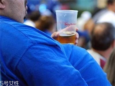 老人肥胖該怎么辦？堅持鍛煉是關(guān)鍵