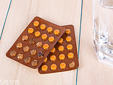 葉酸和鈣片可以同時(shí)吃嗎？葉酸和鈣片同吃無(wú)害