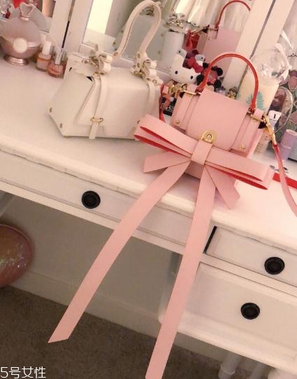 niels peeraer是什么檔次？充滿夢(mèng)幻色彩的仙氣品牌