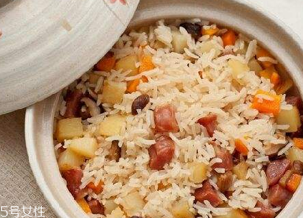 剩菜有哪些風(fēng)險(xiǎn)？食物還是新鮮的好