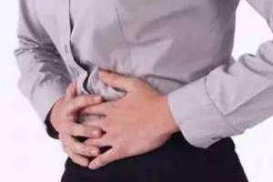 慢性胃炎是怎么造成的？吃燙食會(huì)引發(fā)胃炎