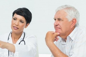 加齡臭怎么去除？老人氣治療應(yīng)內(nèi)外兼修
