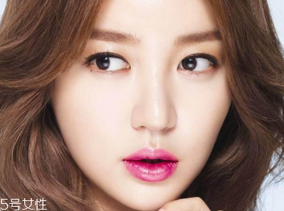 毛孔粗大敷什么好？毛孔粗大一定要注意日常清潔