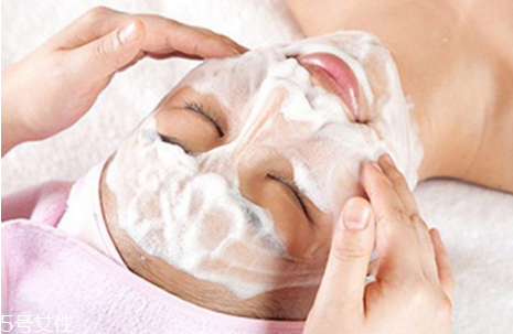 什么是果酸換膚？果酸換膚不適合所有人