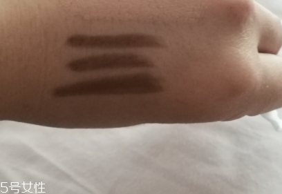 自然堂卸妝水好用嗎？從價(jià)格和效果說起