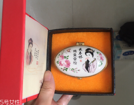 謝馥春和戴春林鴨蛋粉 孔鳳春鵝蛋粉對比 謝馥春和戴春林鴨蛋粉 孔鳳春鵝蛋粉對比