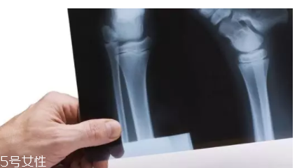 冬天老人容易犯哪些??？低溫易誘發(fā)5種病