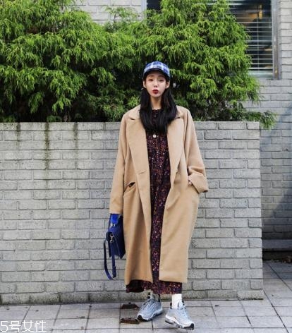 卡其色大衣配什么包包？這樣搭配高貴優(yōu)雅