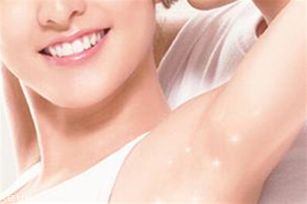 激光脫毛價(jià)格是多少？給你白花花的大腿和胳膊