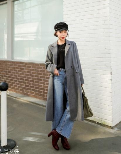 灰色大衣配牛仔褲好看嗎？打造中性灑脫范兒
