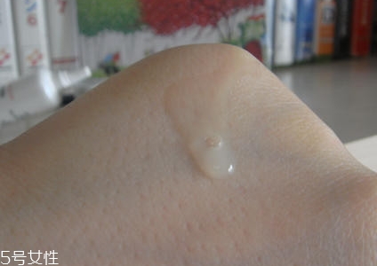 自然堂精華液的正確使用方法 自然堂精華液的正確使用方法