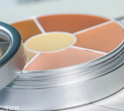 遮瑕膏和遮瑕液哪個(gè)好？來看看兩者區(qū)別