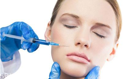 玻尿酸隆鼻多久能洗臉？玻尿酸隆鼻會(huì)越來(lái)越寬