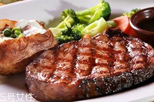 煎牛排為什么要條紋鍋 煎出美味條紋牛排 煎牛排為什么要條紋鍋 煎出美味條紋牛排