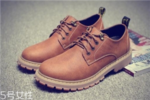 瘋馬皮可以上油嗎？瘋馬皮這樣打理準(zhǔn)沒錯(cuò)