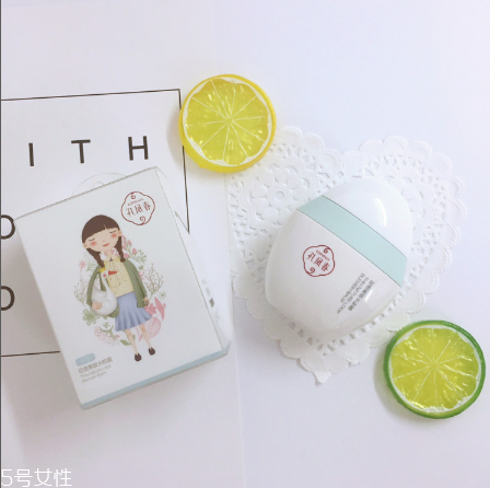 孔鳳春輕透素顏水粉霜好用嗎？國貨平價彩妝底妝