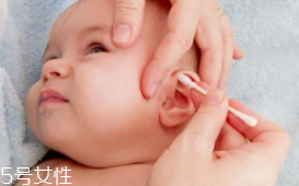 耳屎很黏是什么原因造成的？基因遺傳決定的