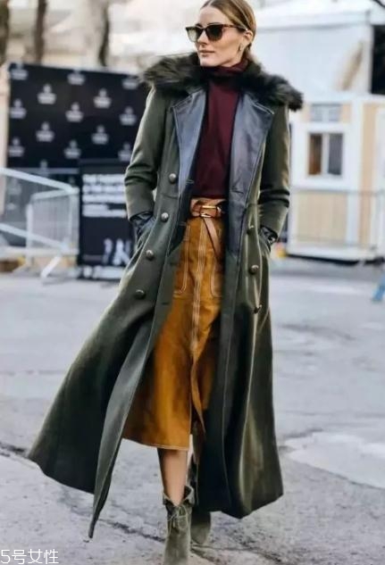 冬季半身裙怎么搭配？這樣穿時(shí)尚又藏肉