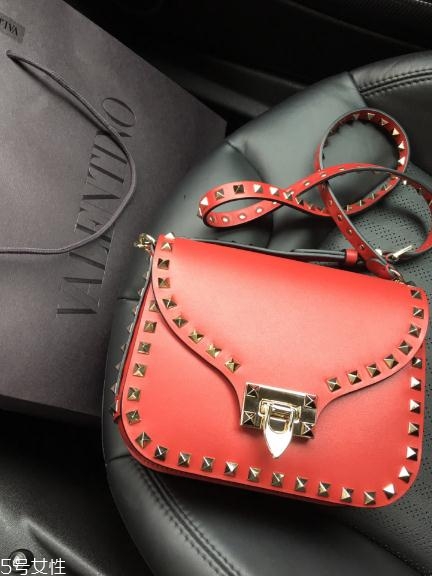 華倫天奴包包怎么樣？意大利殿堂級包包