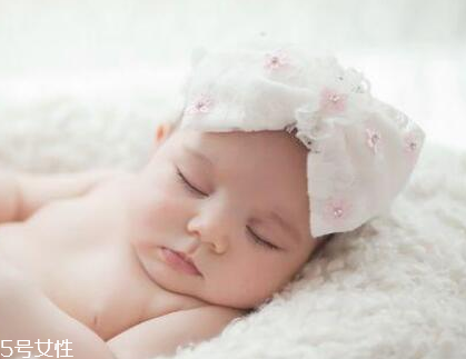 寶寶睡覺磨牙會造成哪些影響？5個影響需注意