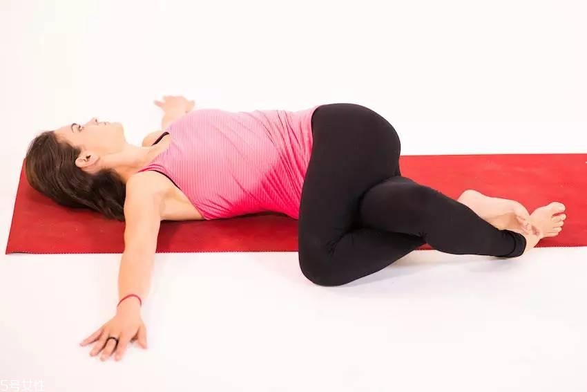 每天靠墻抬腳有什么好處？6大好處讓你想象不到