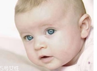 怎樣應(yīng)對(duì)寶寶口臭問(wèn)題？體內(nèi)外調(diào)節(jié)是關(guān)鍵