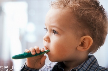 嬰幼兒口臭是什么原因造成的？口臭4大原因