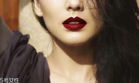 姨媽色口紅什么牌子最好？秋冬流行色