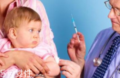 嬰兒打針哭鬧怎么辦？這些錯誤方法不要用