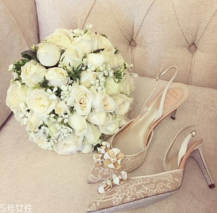 rene caovilla鞋子多少錢？仙氣十足的輕奢品牌