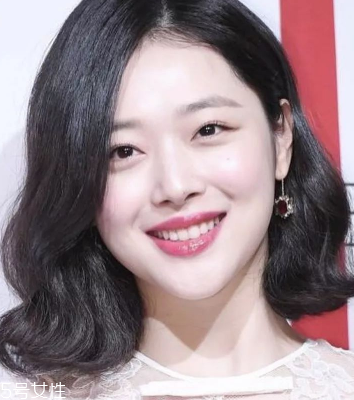 2018開年爆款色莓果紫，怎么涂更美？