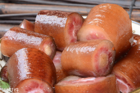 豬尾巴不能和什么同吃 注意以下幾點(diǎn) 豬尾巴不能和什么同吃 注意以下幾點(diǎn)