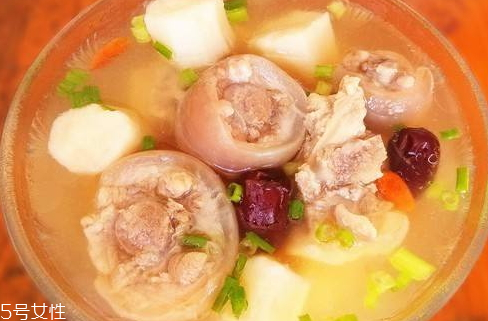 豬尾巴煲什么湯好 三大營養(yǎng)食譜推薦 豬尾巴煲什么湯好 三大營養(yǎng)食譜推薦