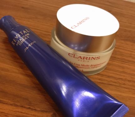 悅薇頸霜和嬌韻詩(shī)頸霜哪個(gè)好？一起對(duì)比一下