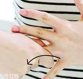 關(guān)節(jié)有響聲是病嗎？?jī)煞N情況區(qū)別對(duì)待