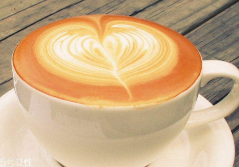 拿鐵和卡布奇諾的區(qū)別 配比不同 拿鐵和卡布奇諾的區(qū)別 配比不同